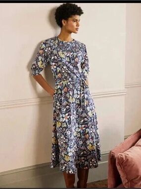 Floral Navy Blue Midi Dress with Tie Waist